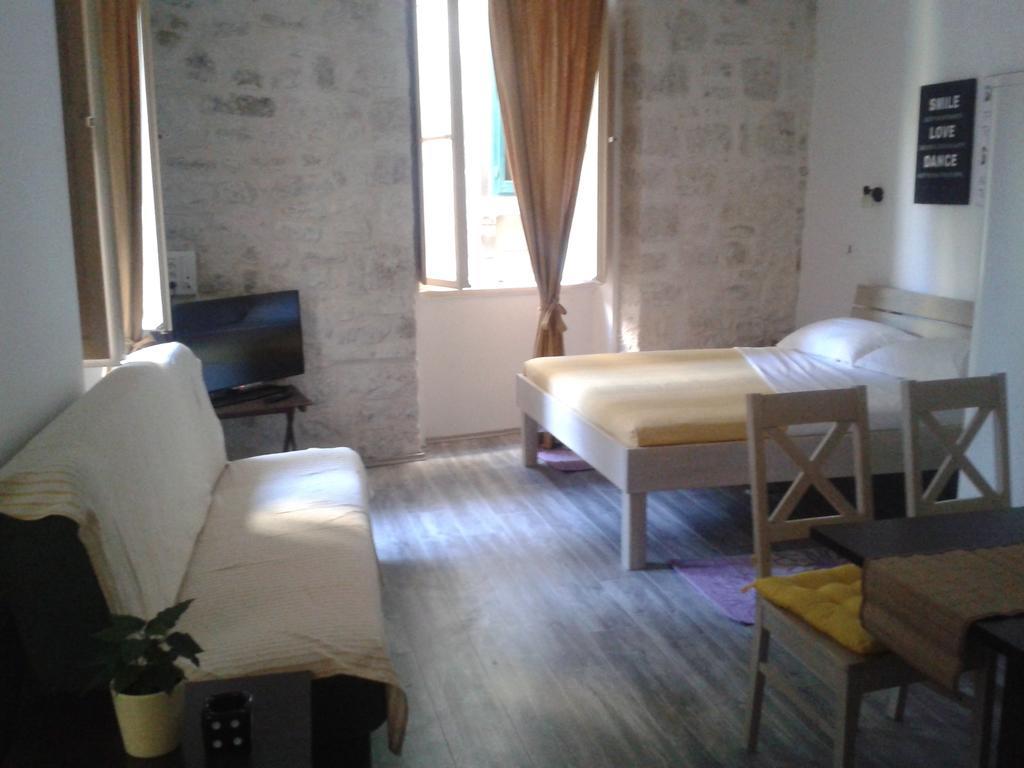 Apartments Mila Split Room photo